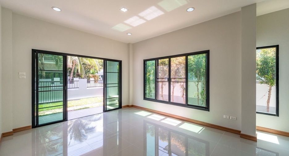 Casa en venta de 4 habitaciones en Hang Dong, Chiang Mai