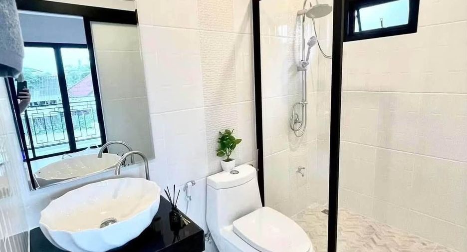 For rent 3 bedrooms house in San Sai, Chiang Mai