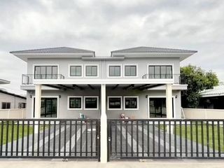 For rent 3 bedrooms house in San Sai, Chiang Mai