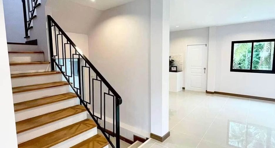 For rent 3 bedrooms house in San Sai, Chiang Mai