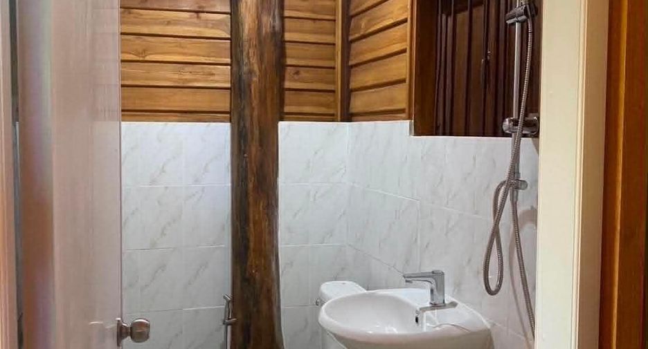 Casa en venta y en alquiler de 3 habitaciones en Doi Saket, Chiang Mai