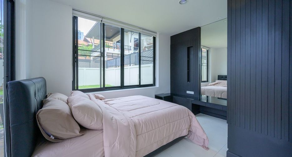 À louer 4 chambres maison à Bang Lamung, Chonburi