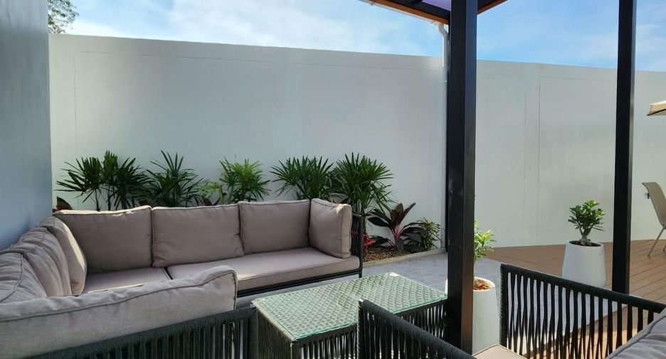 For sale and for rent 4 bedrooms villa in Mueang Phuket, Phuket