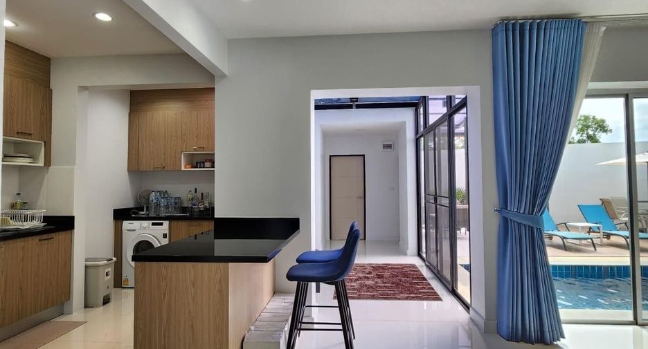 For sale and for rent 4 bedrooms villa in Mueang Phuket, Phuket