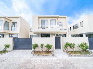 For sale 3 bedrooms villa in Bang Lamung, Chonburi