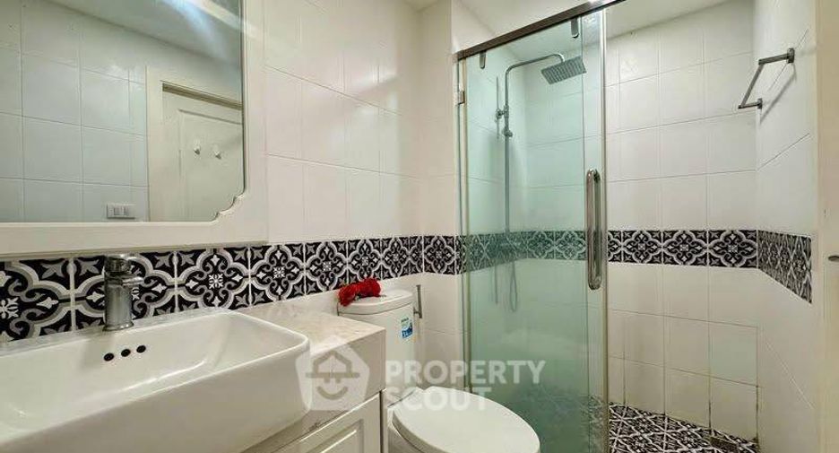 For sale 2 bedrooms condo in Jomtien, Pattaya