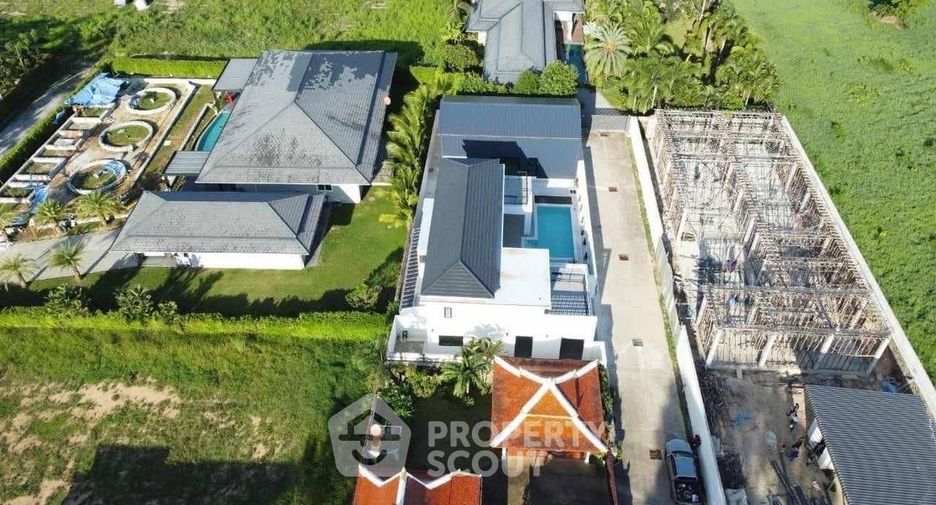 出售 4 卧室 别墅 在 Bang Lamung, Chon Buri