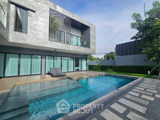 Villa zum Kauf mit 4 Zimmer in Bang Lamung, Chonburi