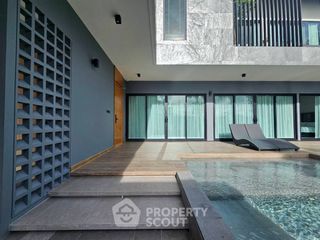 Villa zum Kauf mit 4 Zimmer in Bang Lamung, Chonburi