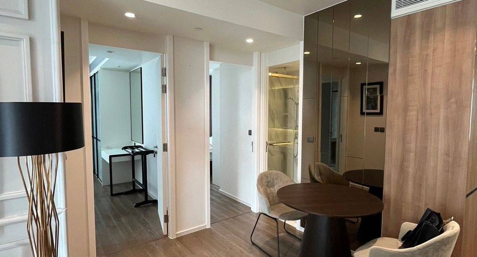 For rent 2 bedrooms condo in Khlong Toei, Bangkok