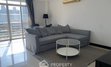 For rent 2 ベッドルーム condo in Phra Khanong, Bangkok