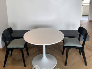 For rent 2 ベッドルーム condo in Phra Khanong, Bangkok