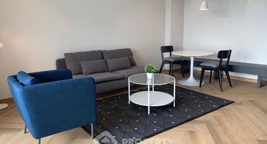 For rent 2 ベッドルーム condo in Phra Khanong, Bangkok