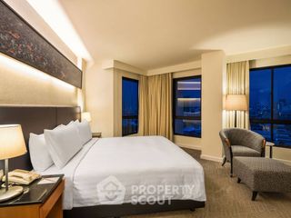 For rent 3 bedrooms apartment in Yan Nawa, Bangkok
