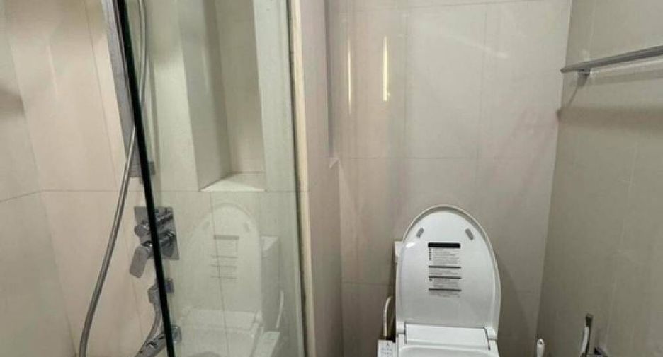 Wohnung zur Miete mit 1 Zimmer in Khlong Toei, Bangkok