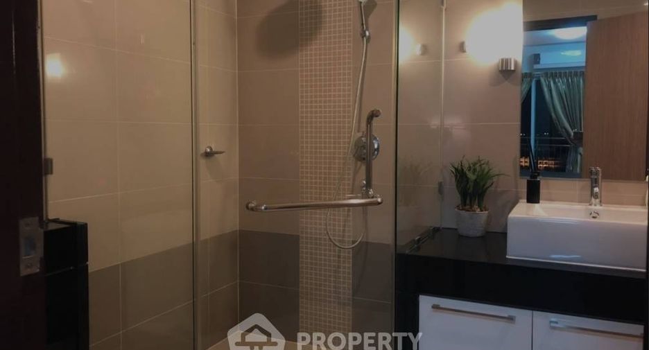 For rent 2 bedrooms condo in Bang Kho Laem, Bangkok