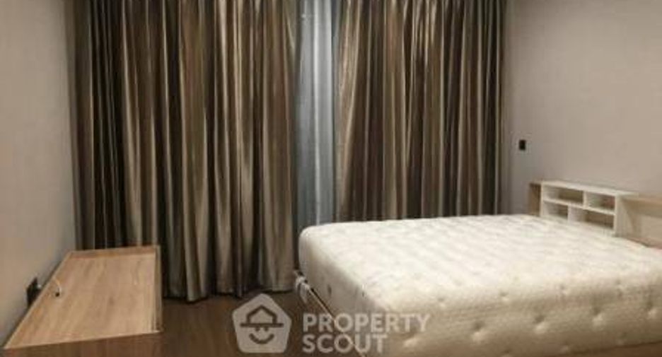 For rent 4 bedrooms house in Bang Kapi, Bangkok