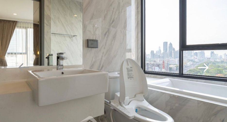 Condo en alquiler de 2 habitaciones en Khlong Toei, Bangkok