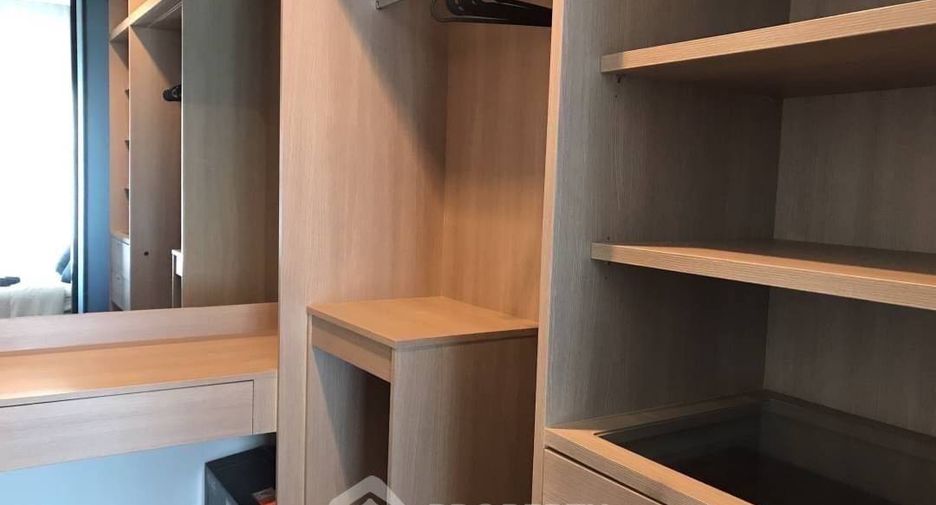 Wohnung zur Miete mit 1 Zimmer in Huai Khwang, Bangkok