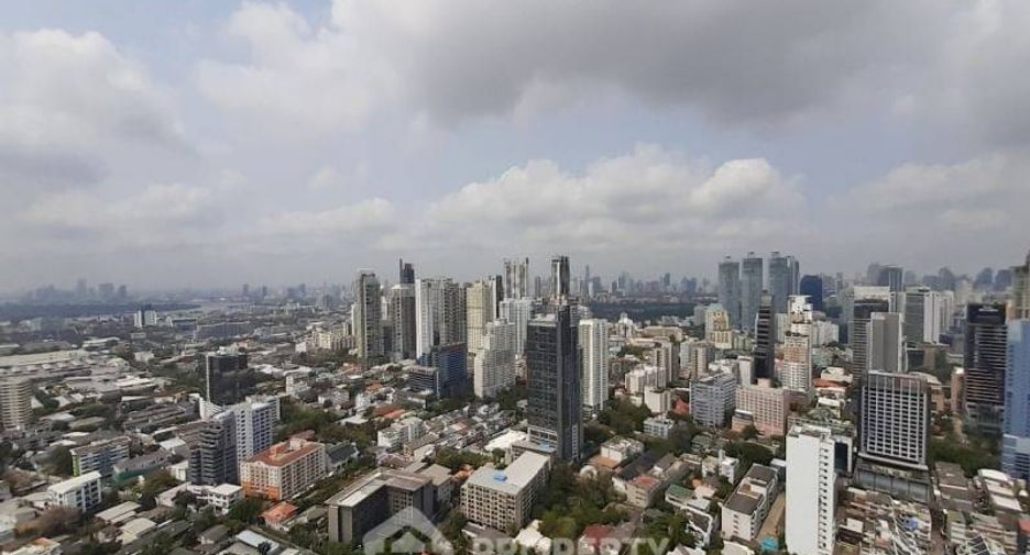 Condo en alquiler de 1 habitaciones en Khlong Toei, Bangkok