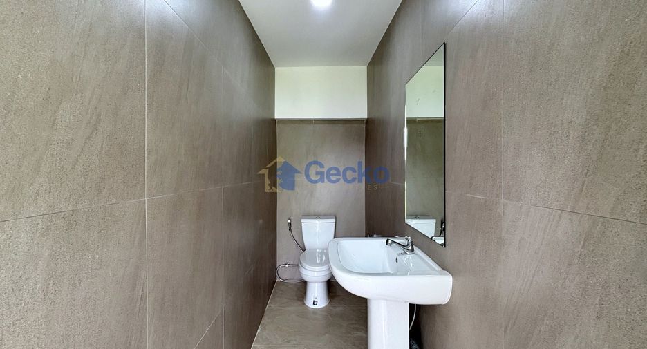 Haus zum Kauf mit 5 Zimmer in Bang Lamung, Chonburi
