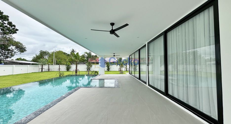 Haus zum Kauf mit 5 Zimmer in Bang Lamung, Chonburi