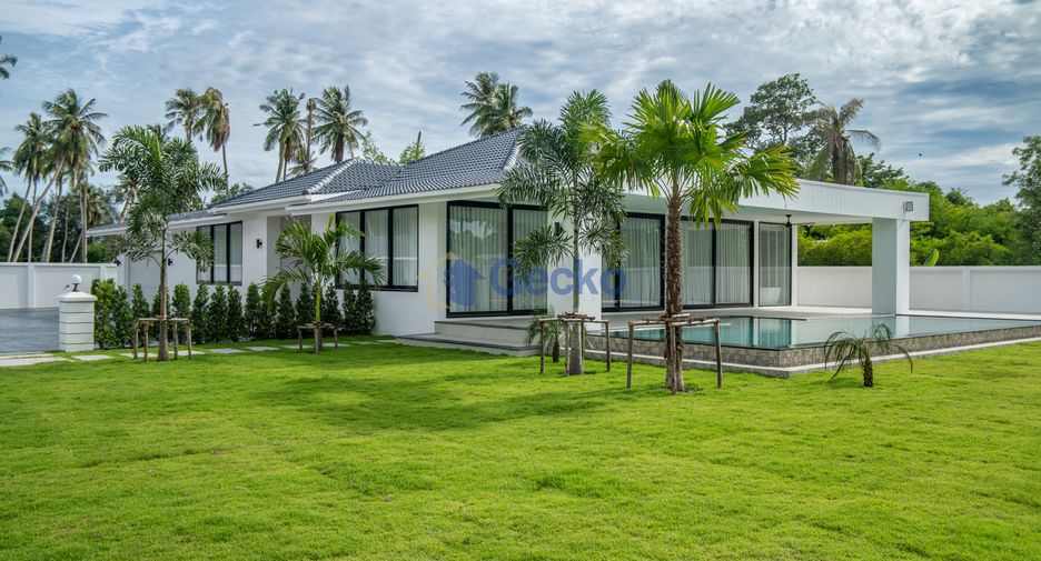 Haus zum Kauf mit 5 Zimmer in Bang Lamung, Chonburi