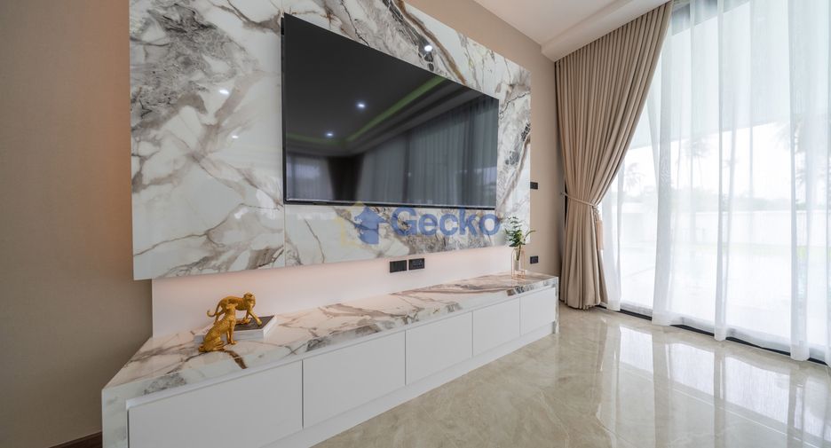 Haus zum Kauf mit 5 Zimmer in Bang Lamung, Chonburi