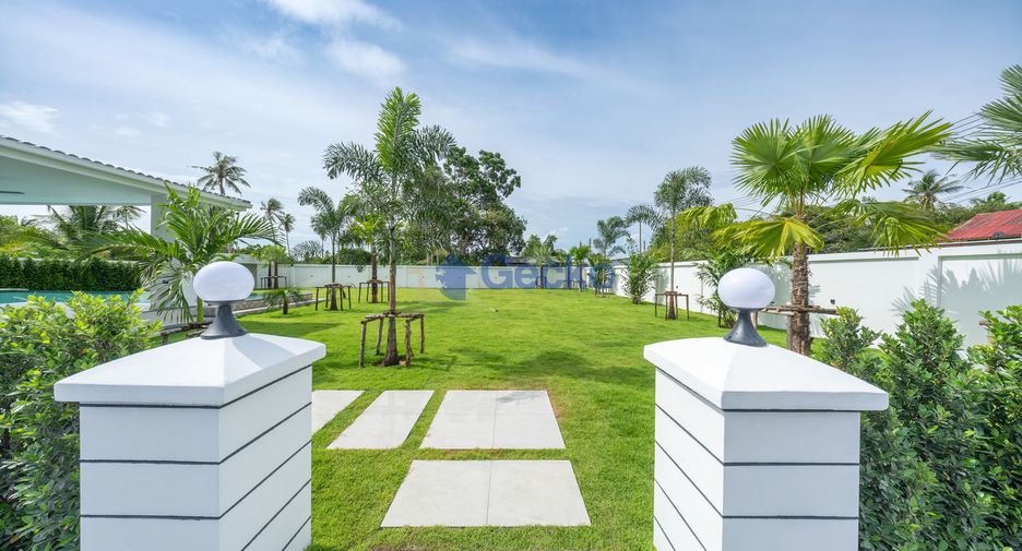 Haus zum Kauf mit 5 Zimmer in Bang Lamung, Chonburi