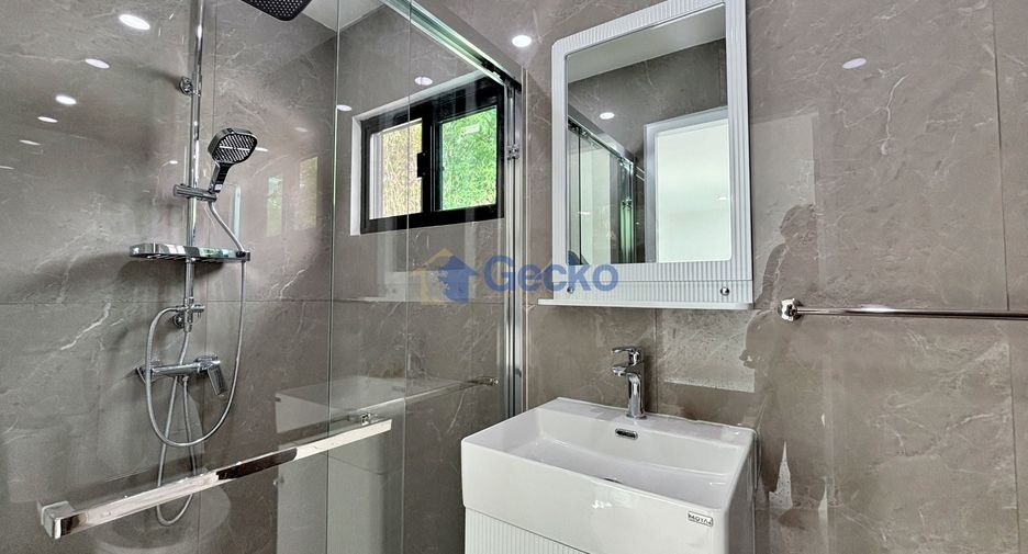Haus zum Kauf mit 5 Zimmer in Bang Lamung, Chonburi