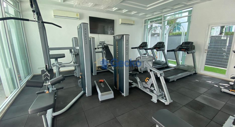 For rent そして for sale 2 ベッドルーム condo in Jomtien, Pattaya