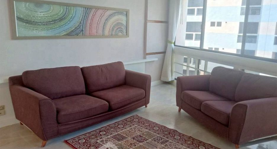 For rent 3 bedrooms condo in Khlong Toei, Bangkok