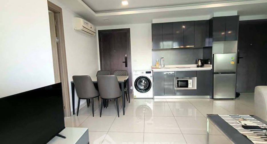 For rent 2 bedrooms condo in Bang Lamung, Chonburi