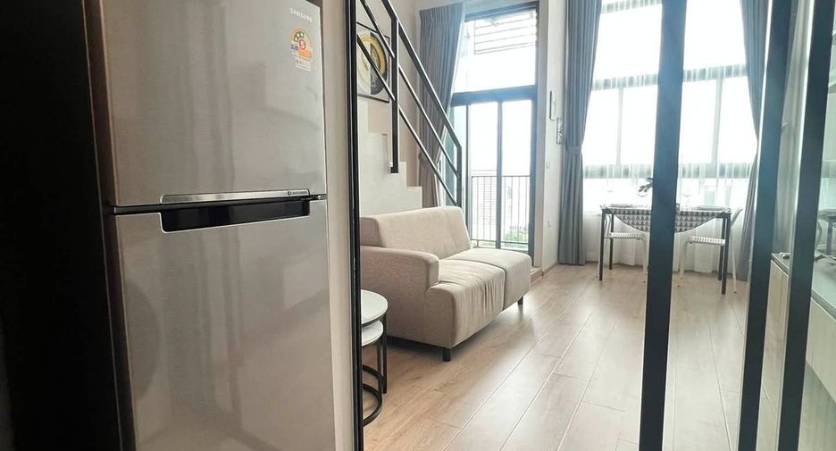 Condo en alquiler de 1 habitaciones en Huai Khwang, Bangkok