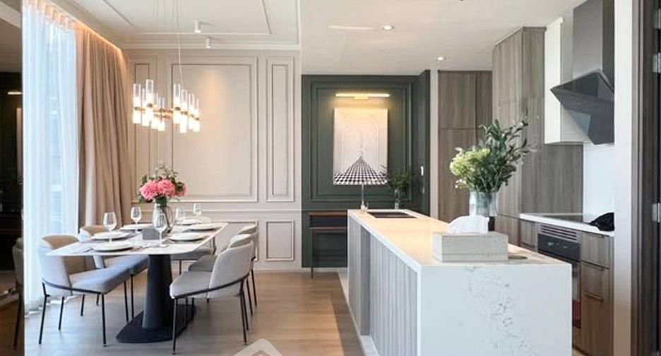For rent 3 bedrooms condo in Khlong Toei, Bangkok