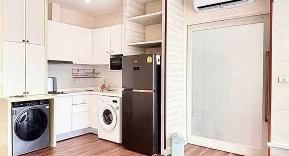 Condo en alquiler de 2 habitaciones en Bang Na, Bangkok
