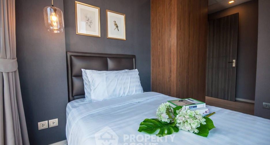 For rent 2 bedrooms condo in Khlong Toei, Bangkok
