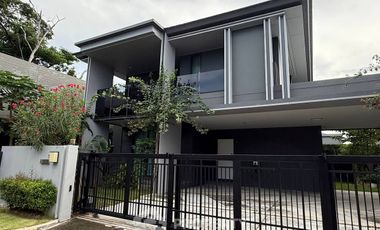 For rent 4 bedrooms house in Bang Kapi, Bangkok