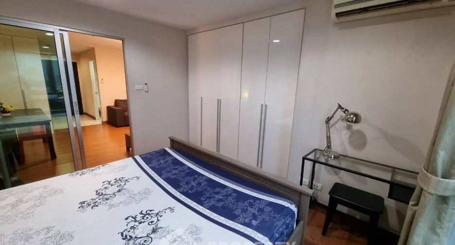 Condo en alquiler de 1 habitaciones en Huai Khwang, Bangkok