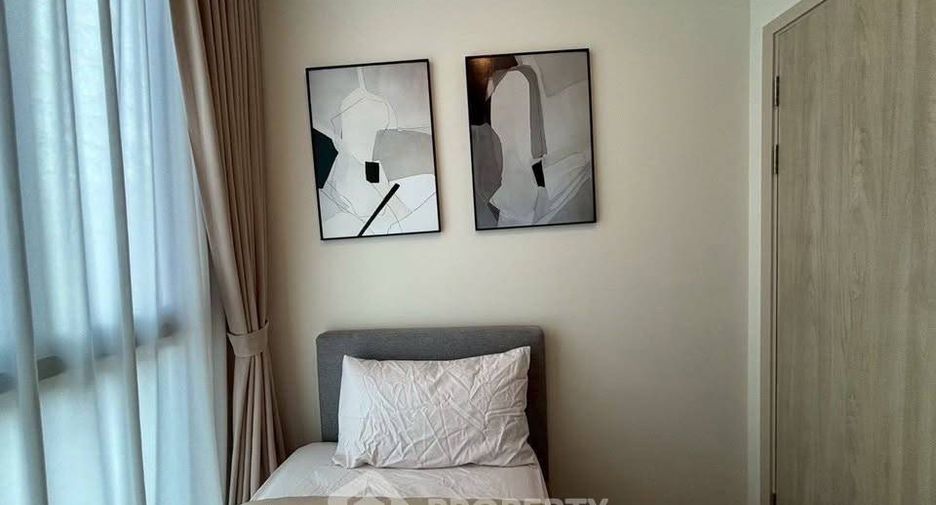 For rent 2 bedrooms condo in Huai Khwang, Bangkok