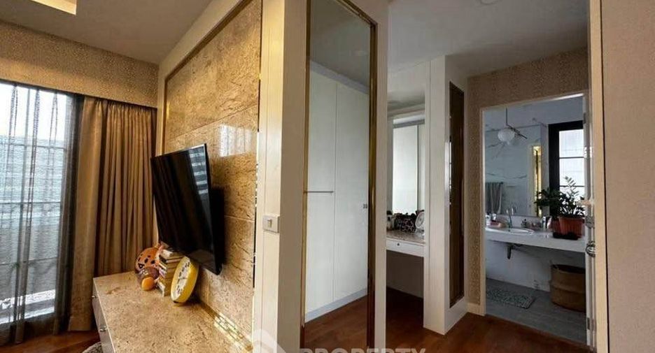 Reihenhaus zur Miete mit 4 Zimmer in Yan Nawa, Bangkok