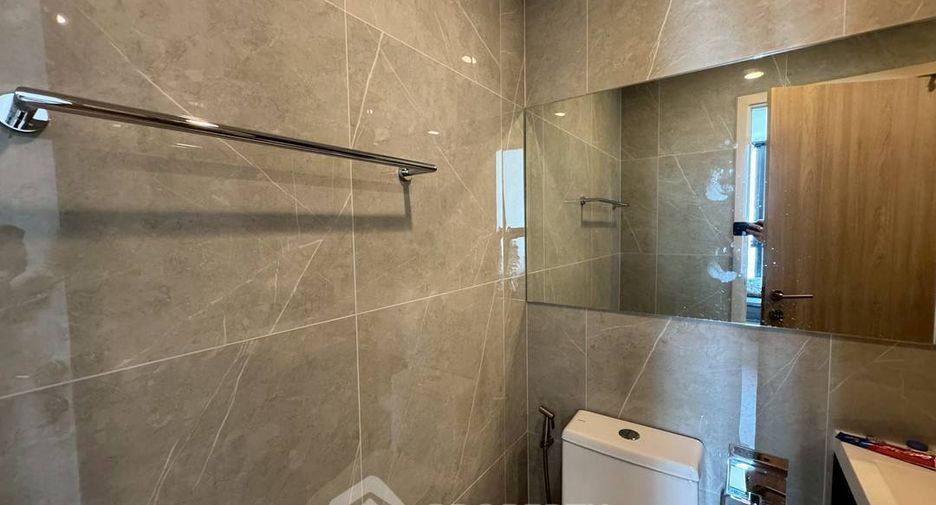 For rent 1 bed condo in Huai Khwang, Bangkok