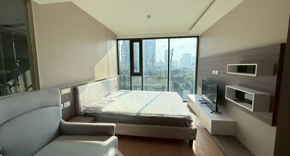 For rent 2 bedrooms condo in Khlong Toei, Bangkok