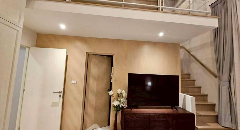 Casa adosada en alquiler de 4 habitaciones en Prawet, Bangkok