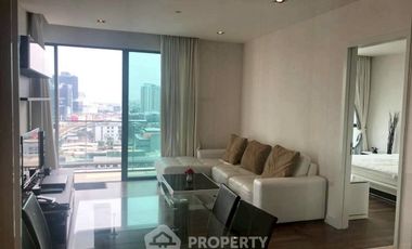 For rent 2 ベッドルーム condo in Phra Khanong, Bangkok