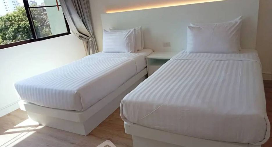 For rent 2 bedrooms apartment in Pathum Wan, Bangkok