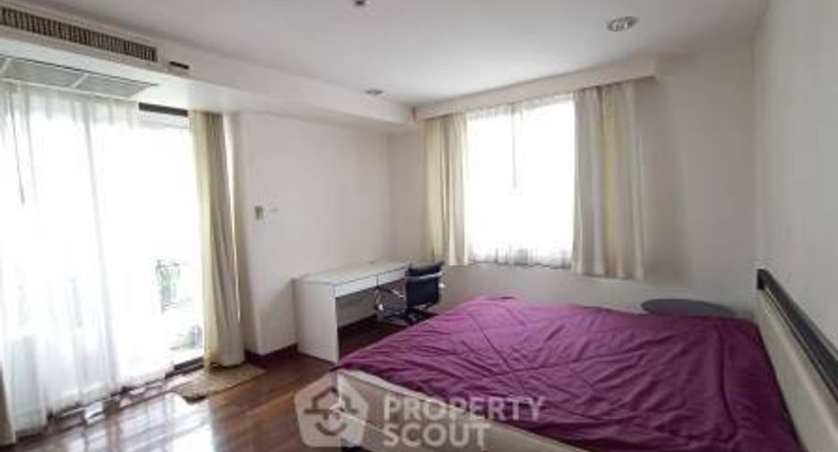 For rent 3 bedrooms condo in Watthana, Bangkok