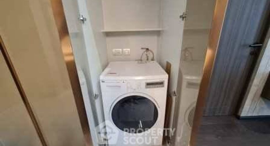 Condo en alquiler de 1 habitaciones en Khlong Toei, Bangkok