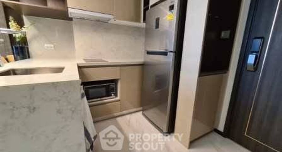 Condo en alquiler de 1 habitaciones en Khlong Toei, Bangkok