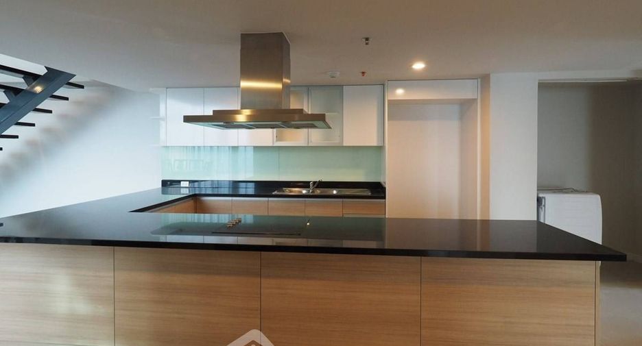 Wohnung zur Miete mit 4 Zimmer in Watthana, Bangkok